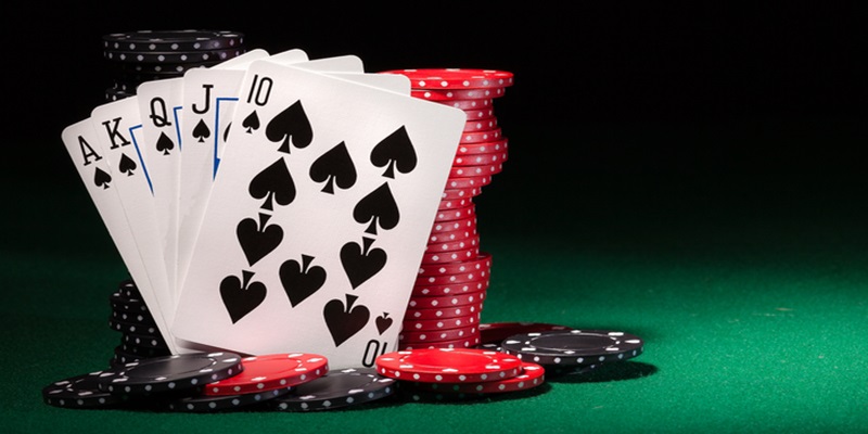 Tìm hiểu về game bài poker online